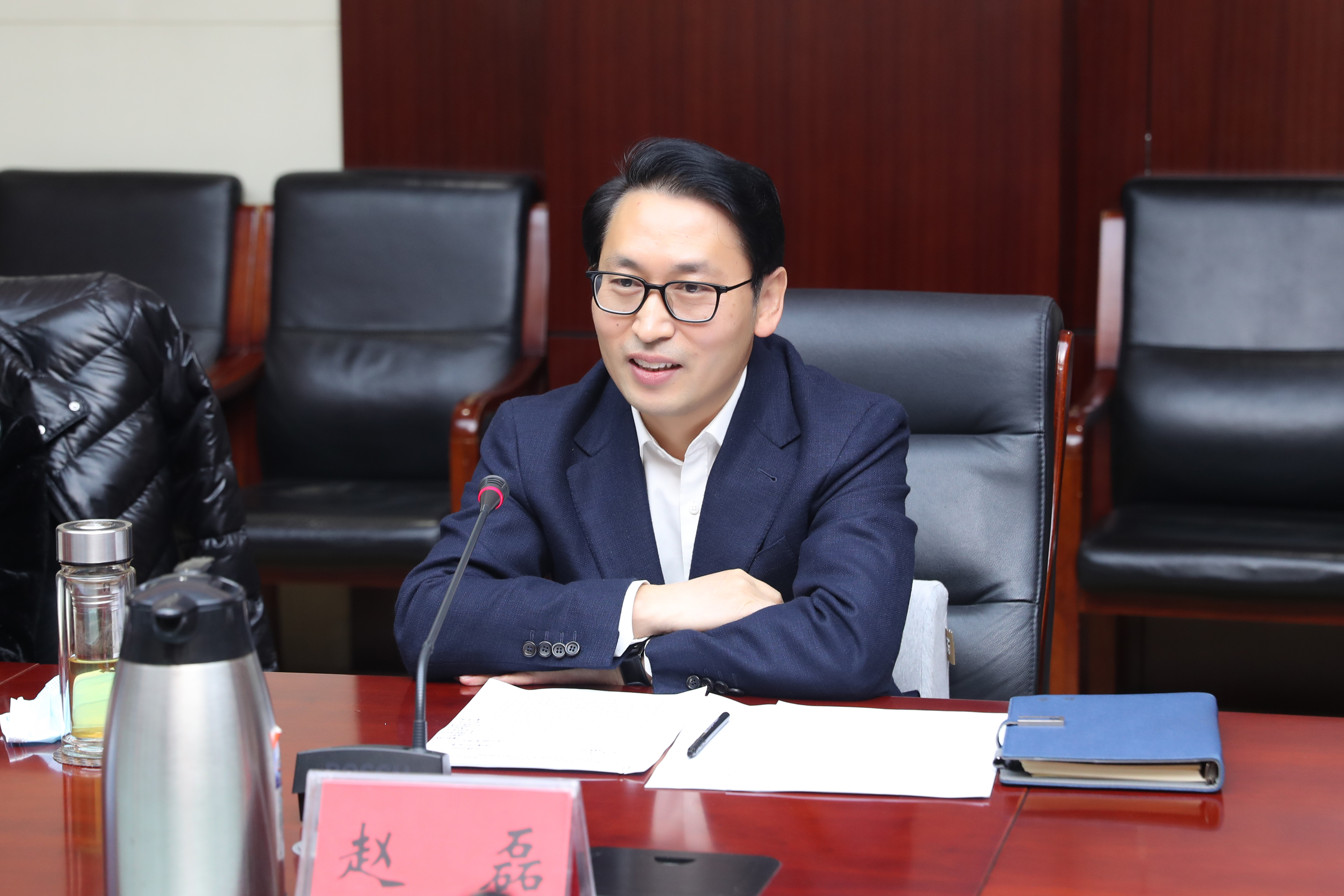 (赵磊在签约仪式上讲话 摄影 卢云开)