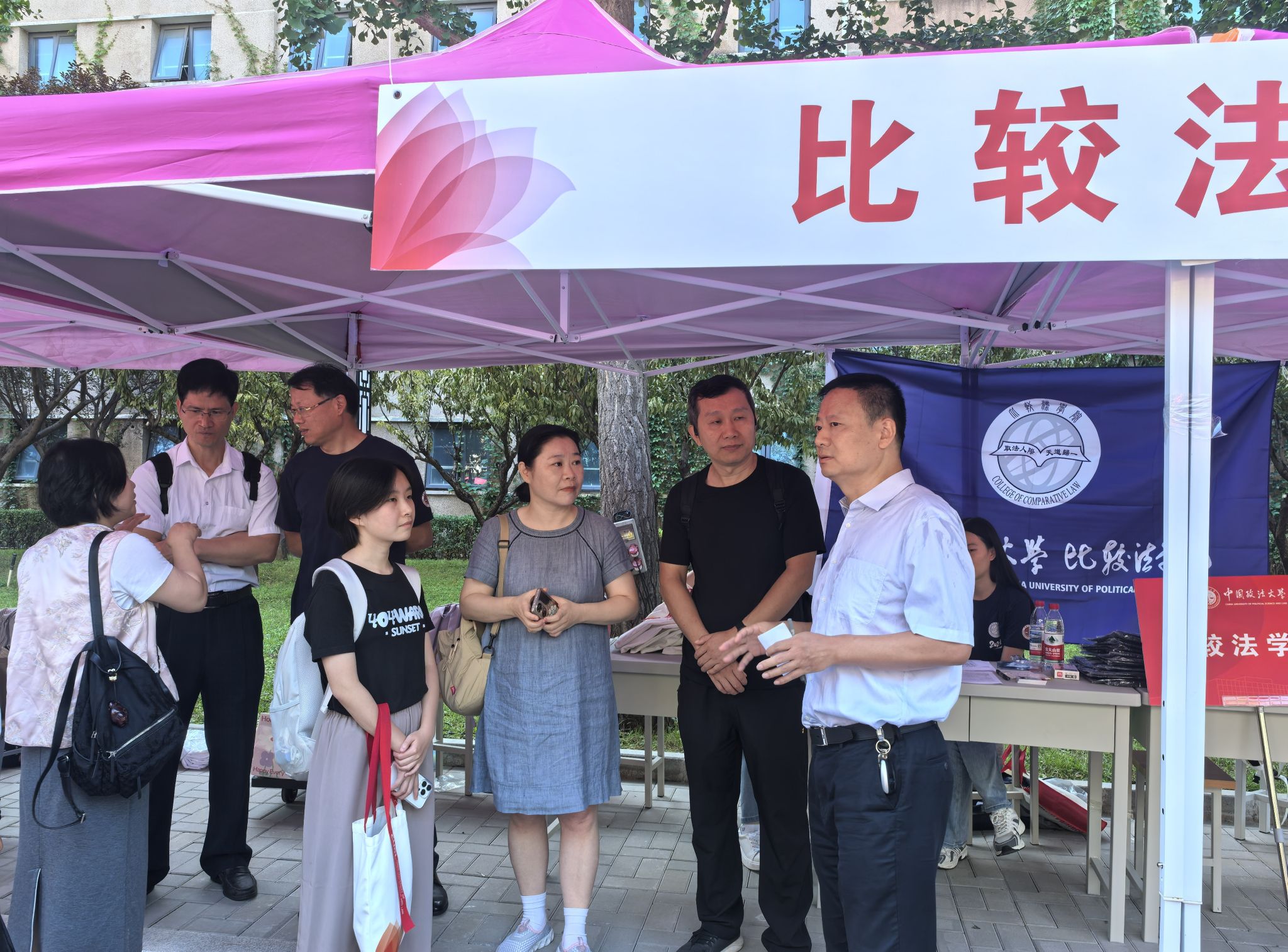 报到现场3 颜可歆.jpg